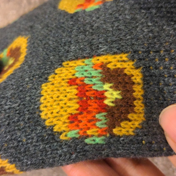 Cozy Cabin Men's Cheeseburger Slippers Size 8-12.5 NWT - Picture 3 of 6